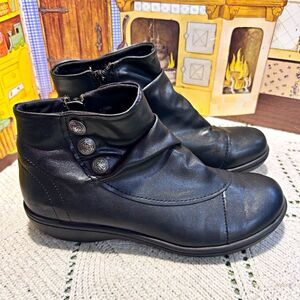 Vionic Alison Ankle Boots 7 Women Leather Black Slouchy Comfort Orthetic Bootie